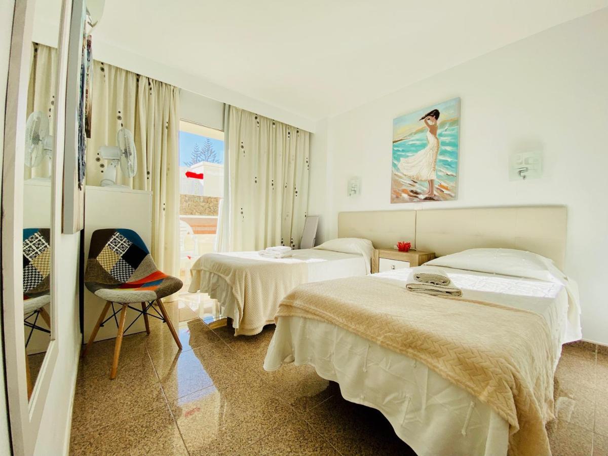 Orange And White Apartment In Yumbo San Bartolomé Dış mekan fotoğraf